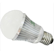 Chine Table RVB Ampoule LED 5W e27 62 * 119 MM